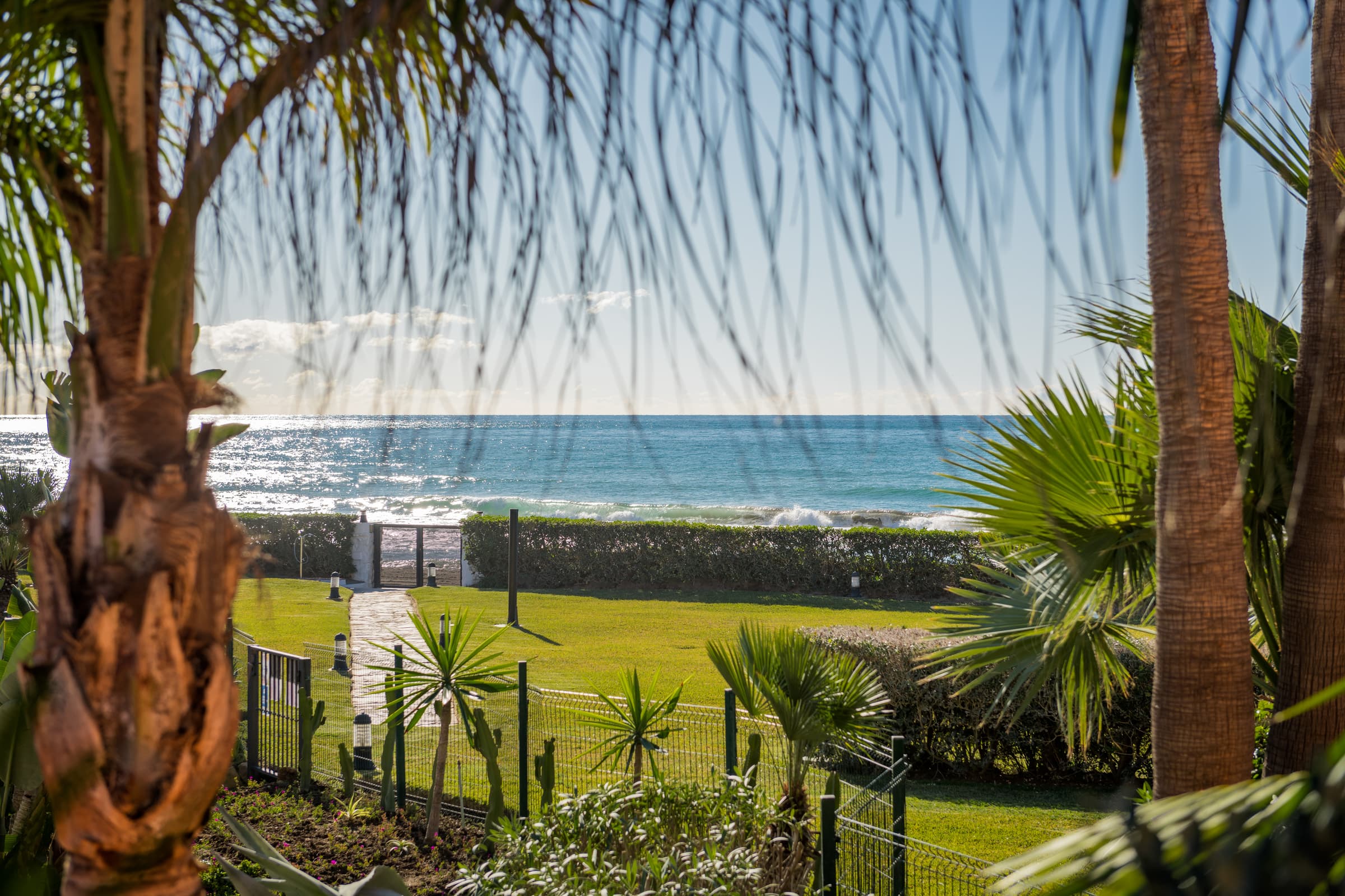 Ground Floor Beach Front Apartment in La Morera Los Monteros Beach, exterior