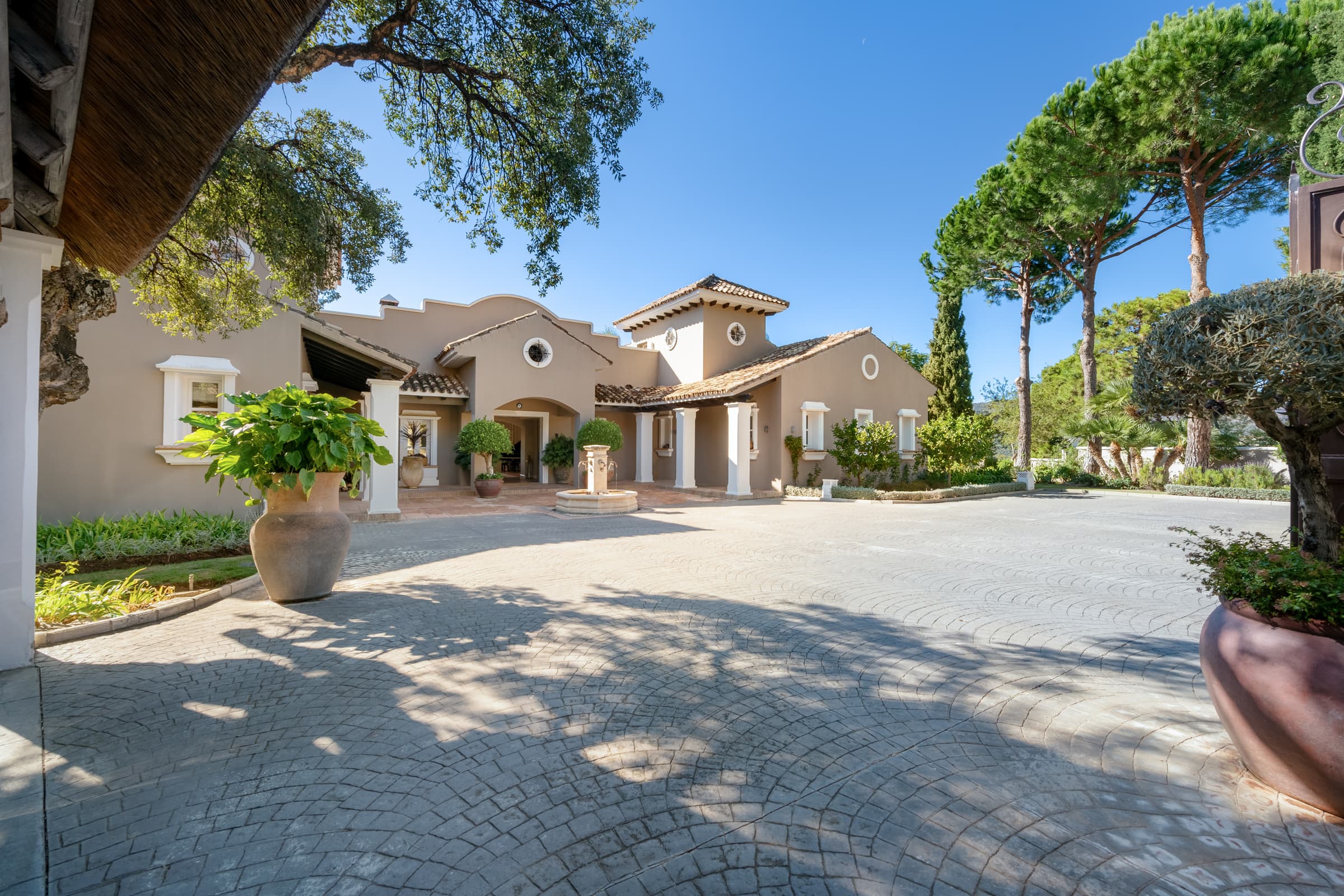 Casa Lavanda - La Zagaleta Modern Andalusian Villa with Sea Views, exterior