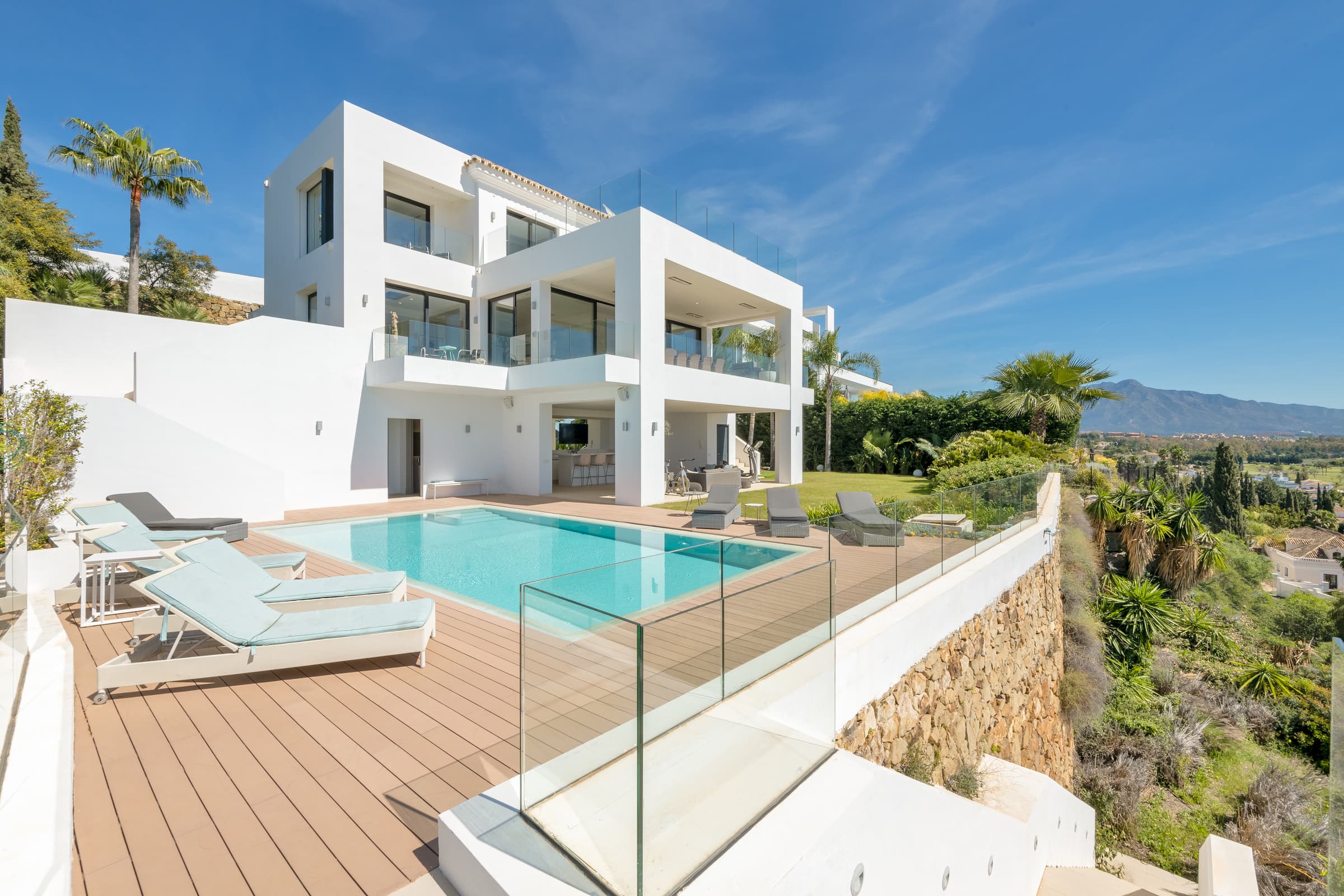 Villa Vistas – Modern Home, Panoramic Views, Paraíso Alto, exterior