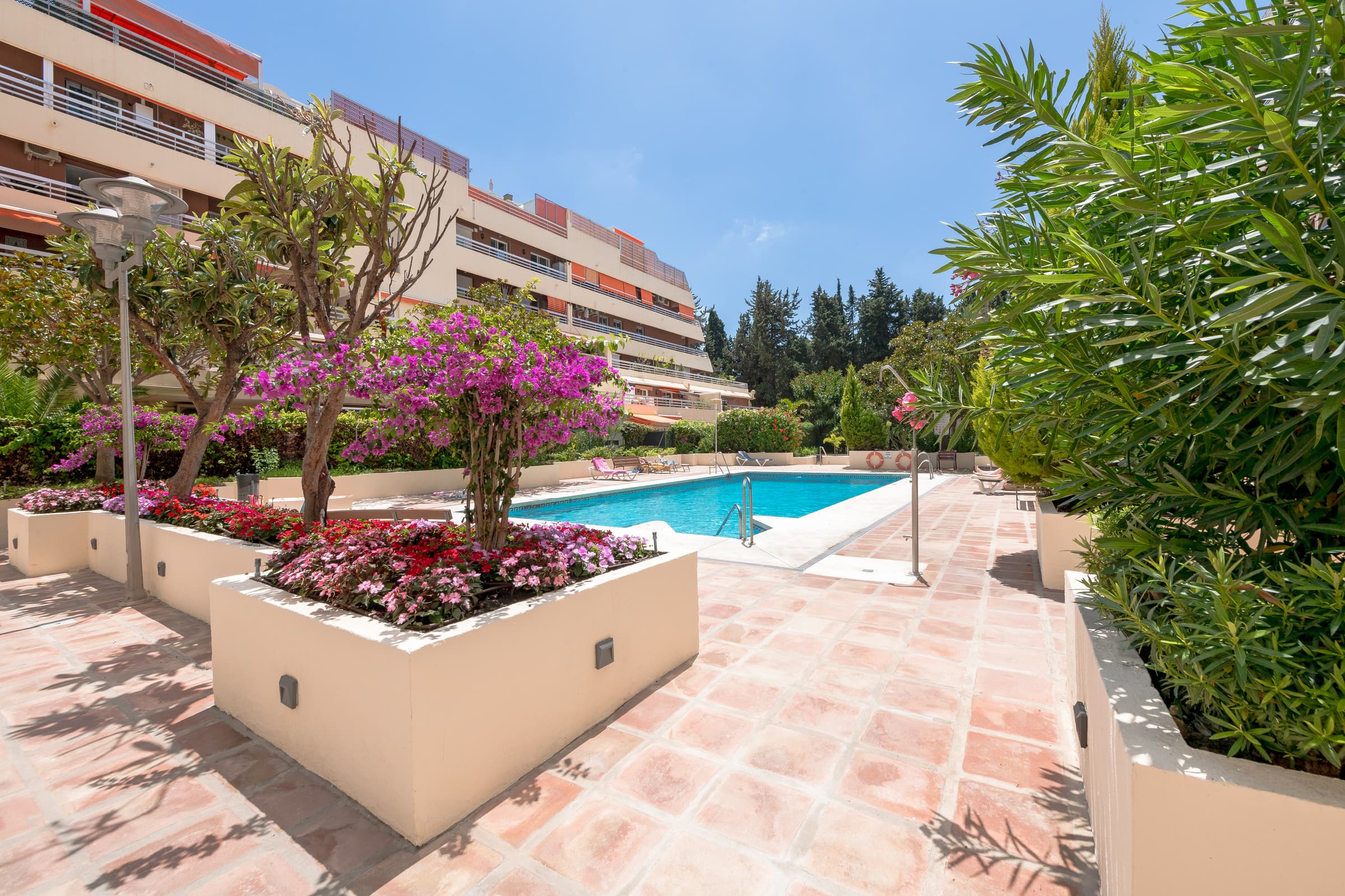 Large Apartment next to Beach & Park in Marbella Centre, exterior